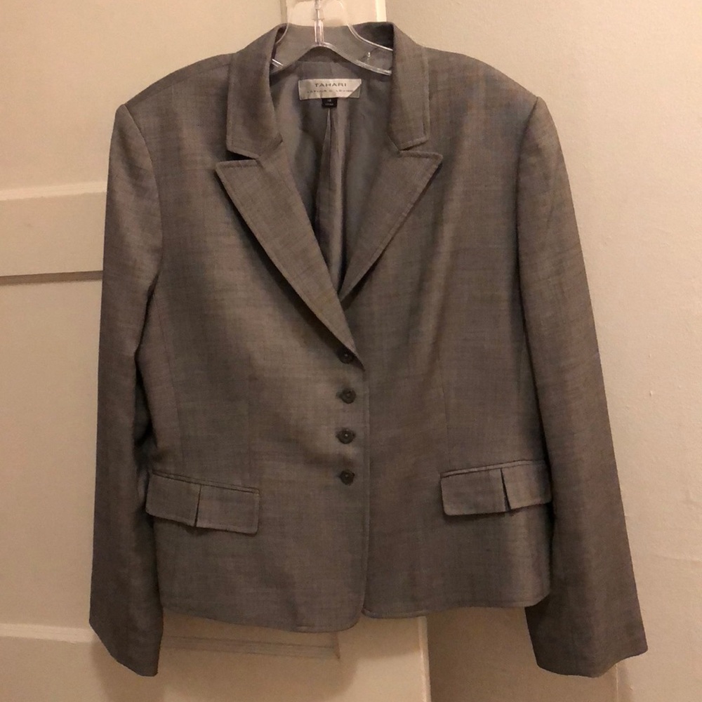 Tahari Suit light grey